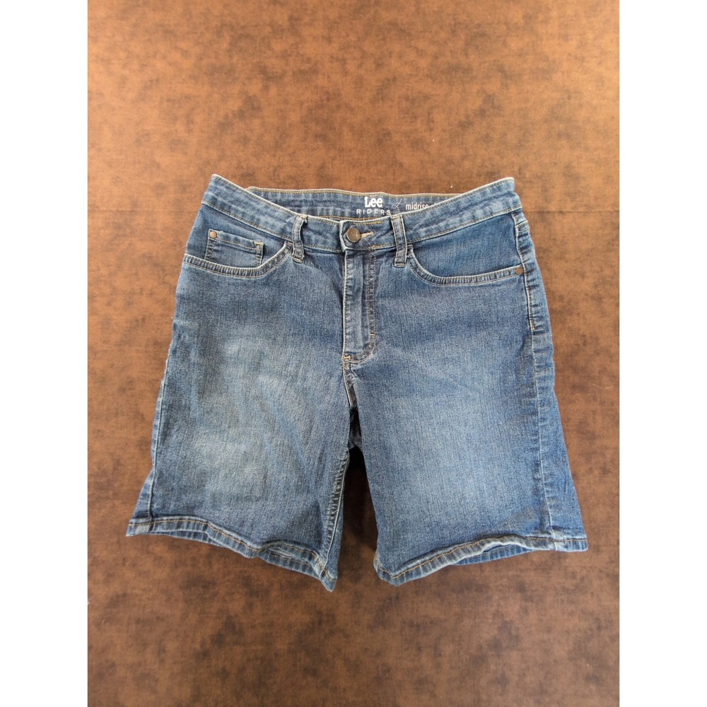 Lee Riders Womens Midrise Denim Shorts Blue Stretch Bermuda Jean Size 8M 196MEW4